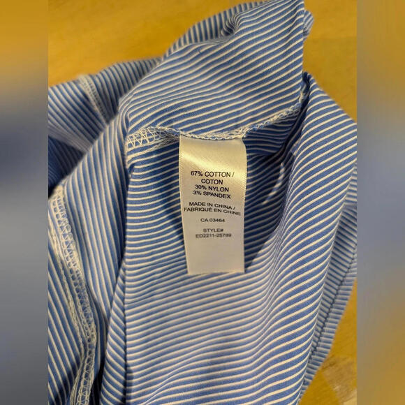 👔 Ricki's Stripe Women's Button-Up Shirt, Size 18 - Picture 3 of 5